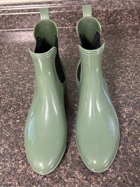 T.J.Maxx Olive Green Chelsea Rain Ankle Boots